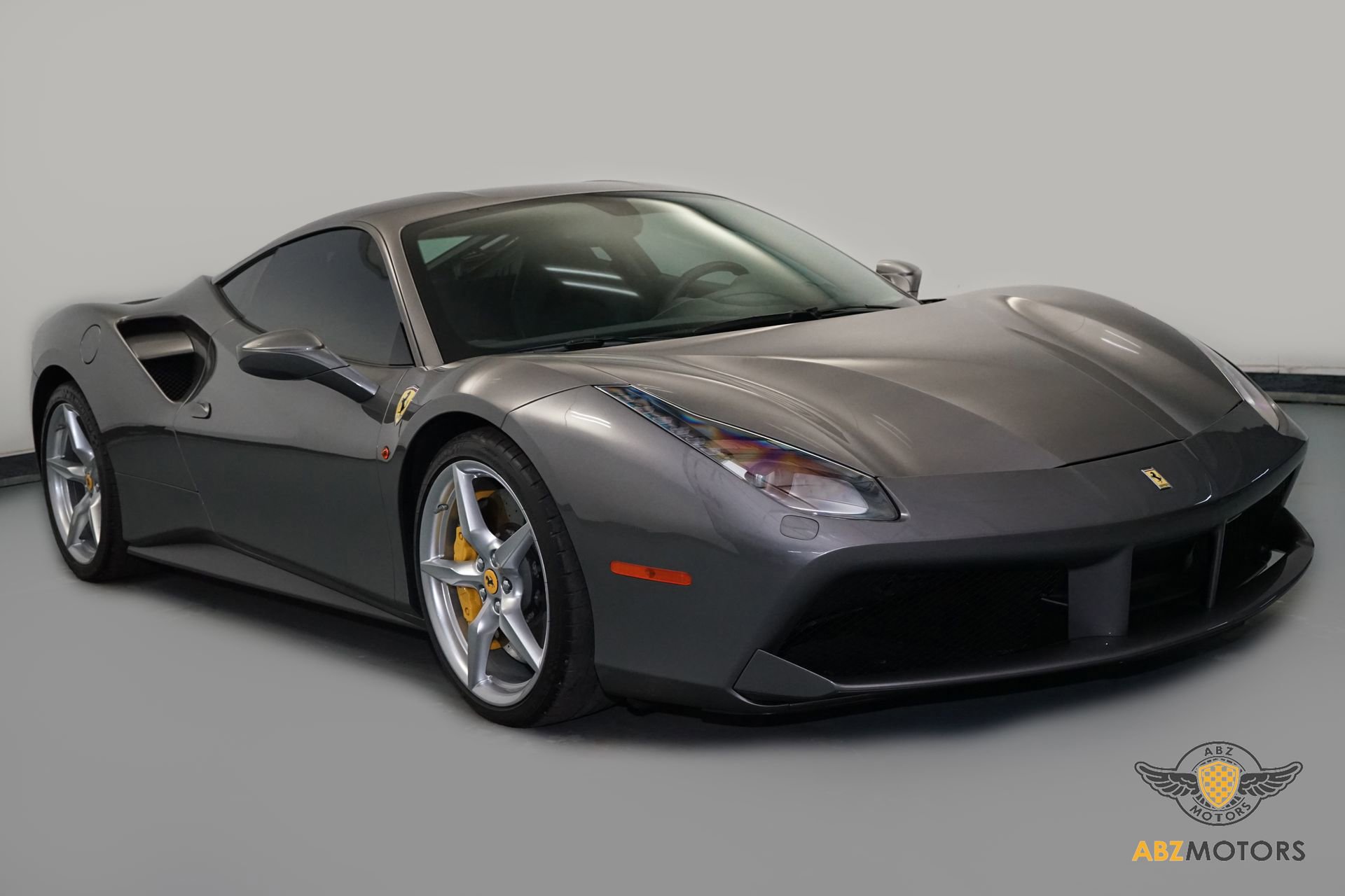 Used 2016 Ferrari 488 GTB image 2
