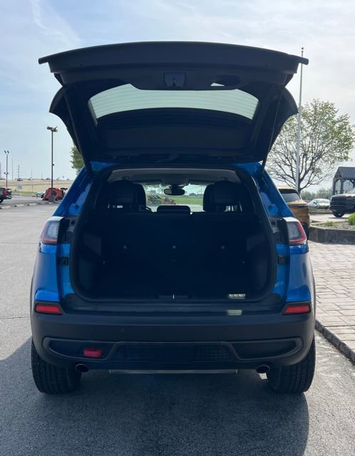 Used 2021 Jeep Cherokee Trailhawk w/ Premium Leather Package image 26