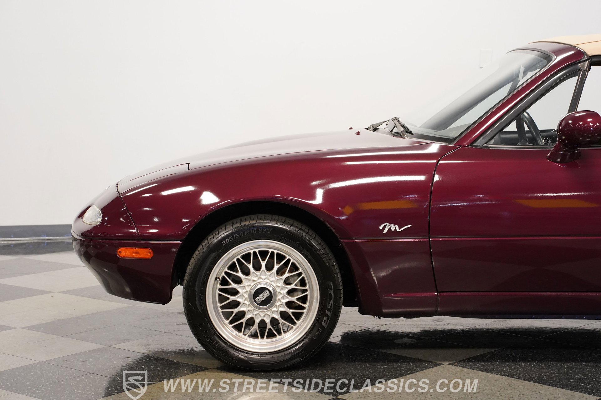 Used 1995 MAZDA MX-5 Miata M-Edition image 23