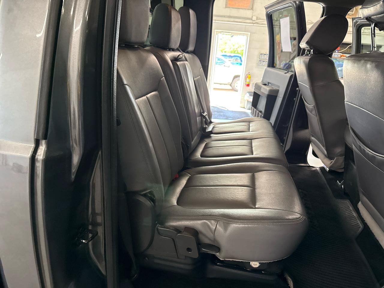 Used 2015 Ford F350 XLT w/ XLT Value Package AWD/4WD image 42