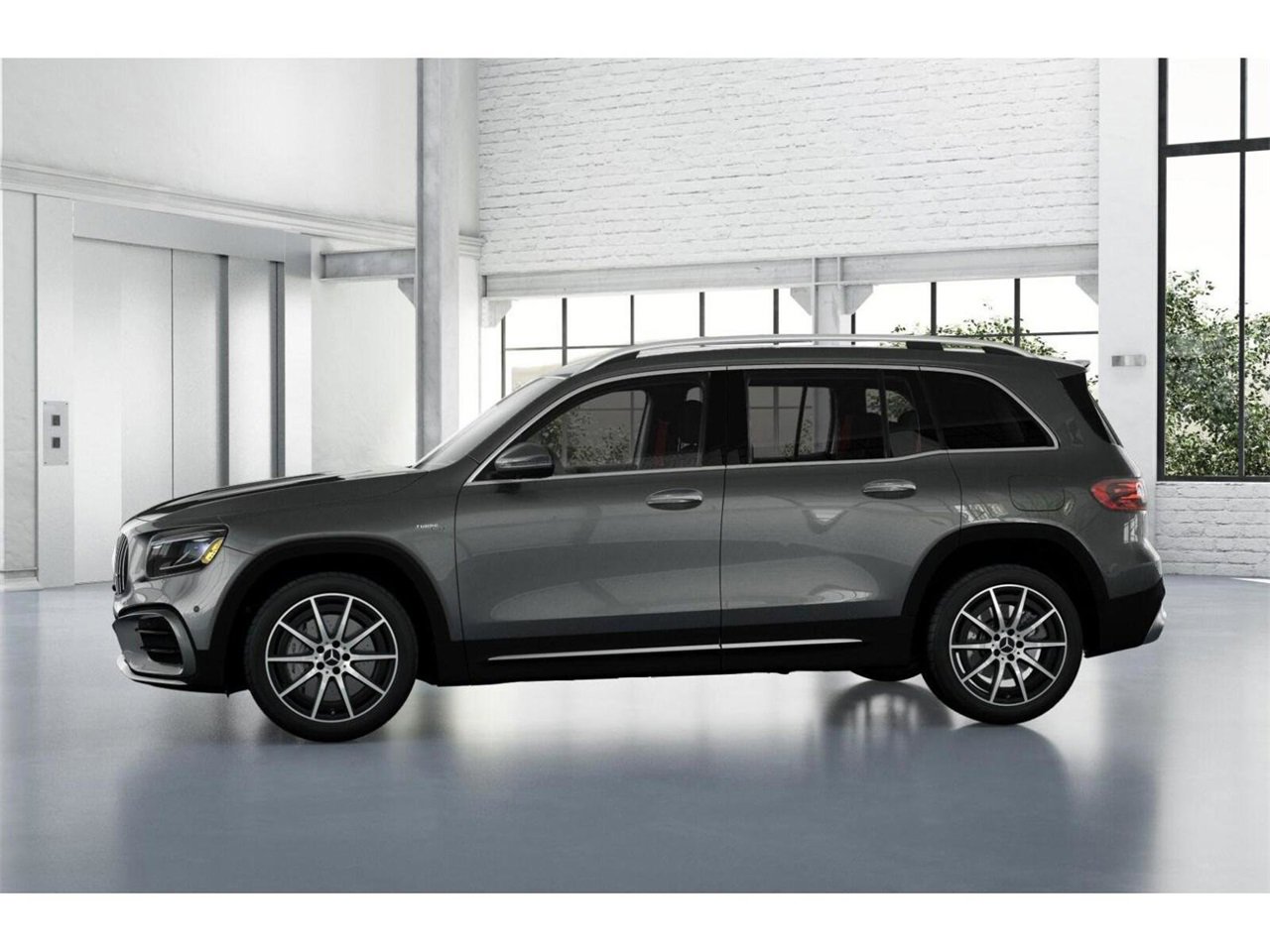 New 2025 Mercedes-Benz GLB 35 AMG 4MATIC image 38
