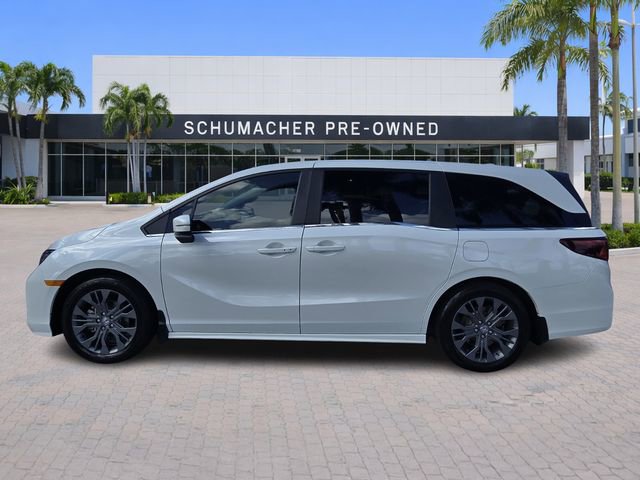 Used 2025 Honda Odyssey Touring image 4
