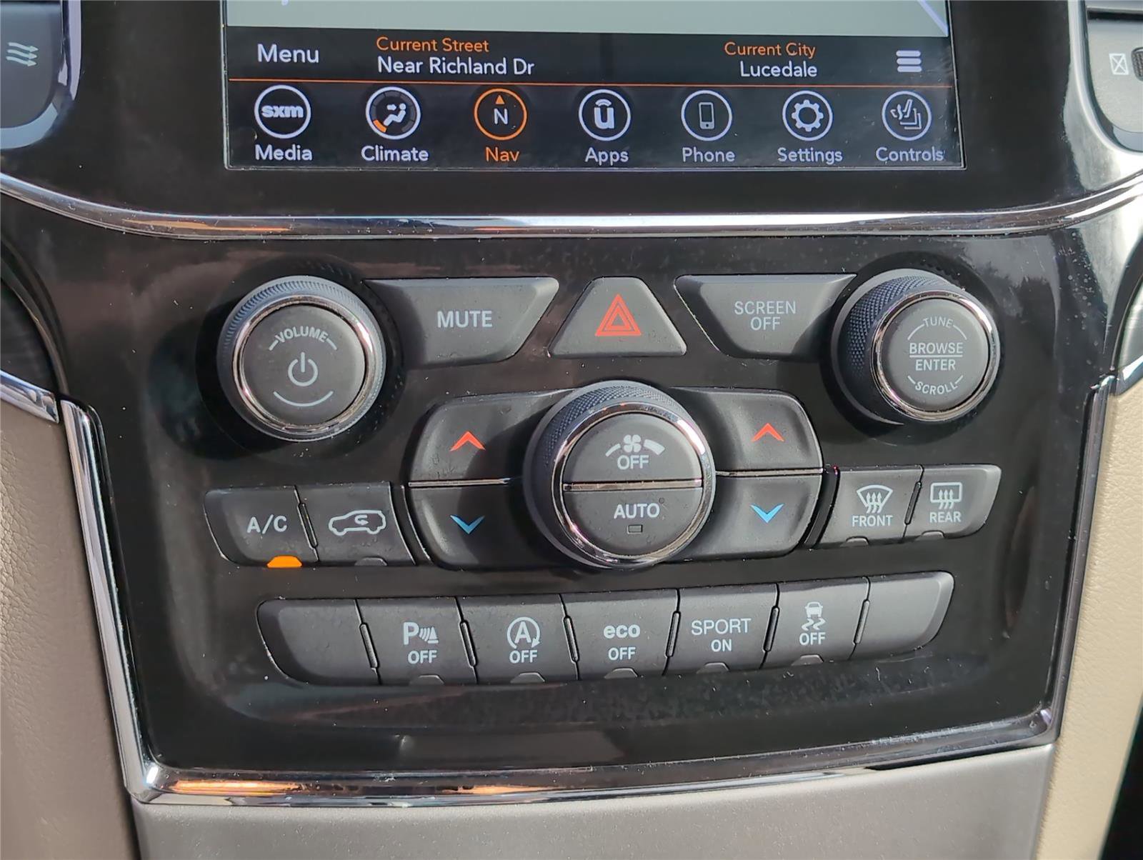 Used 2021 Jeep Grand Cherokee Limited image 20