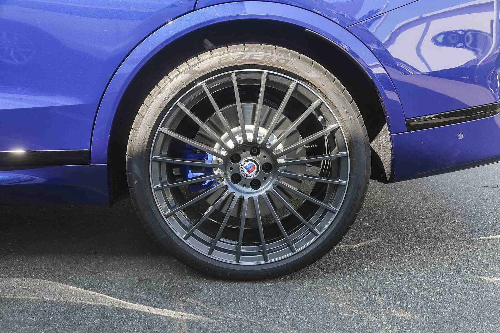 New 2026 BMW ALPINA XB7 image 8