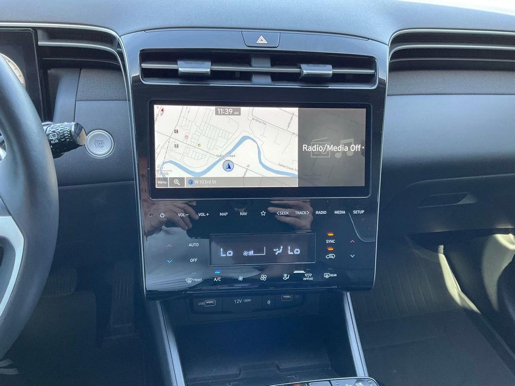 Used 2022 Hyundai Tucson Limited image 16