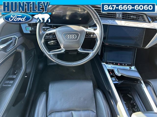 Used 2019 Audi e-tron Prestige w/ Prestige Package image 22