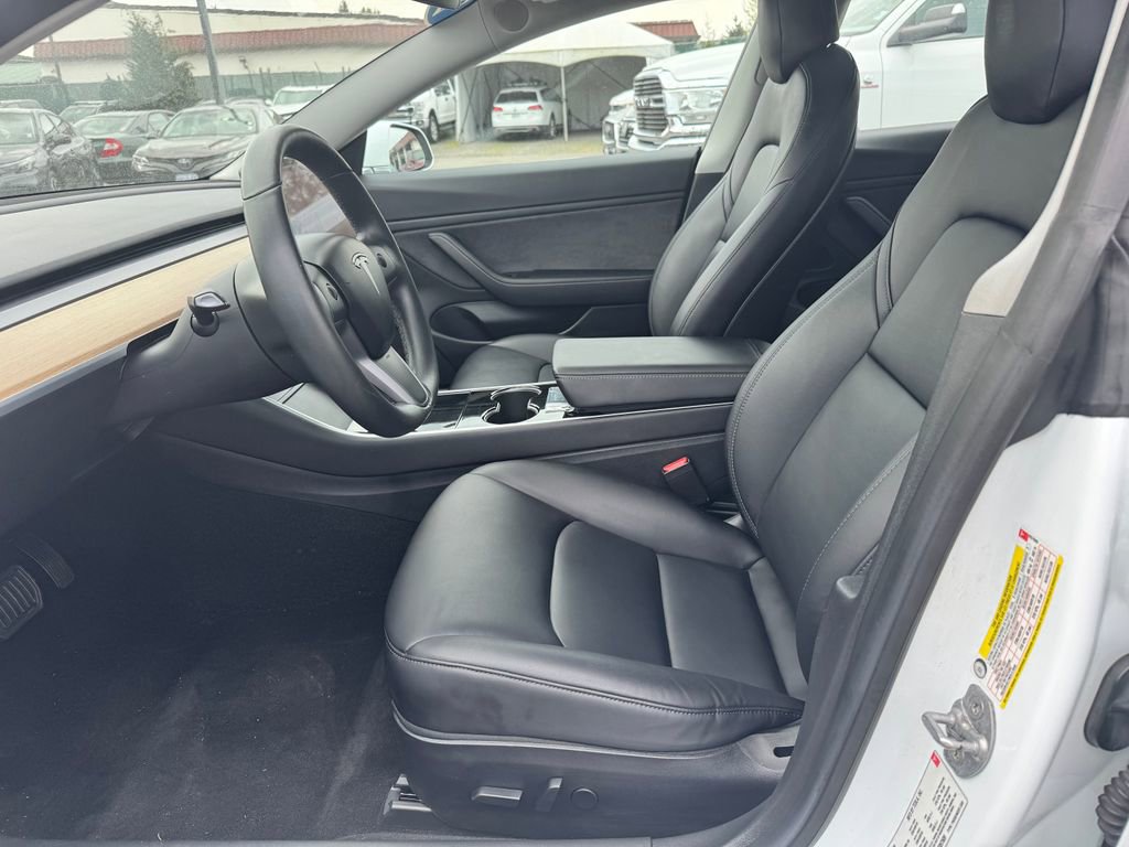 Used 2018 Tesla Model 3 Long Range RWD image 19