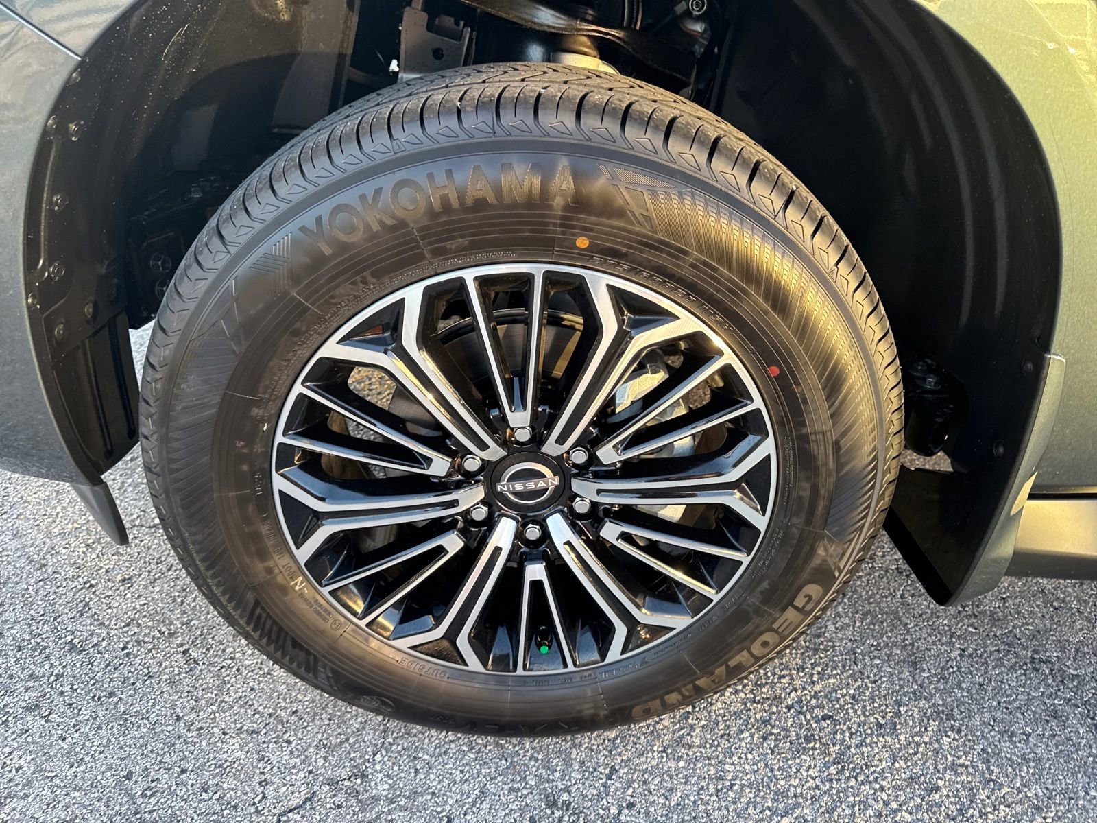 New 2026 Nissan Armada SL image 11