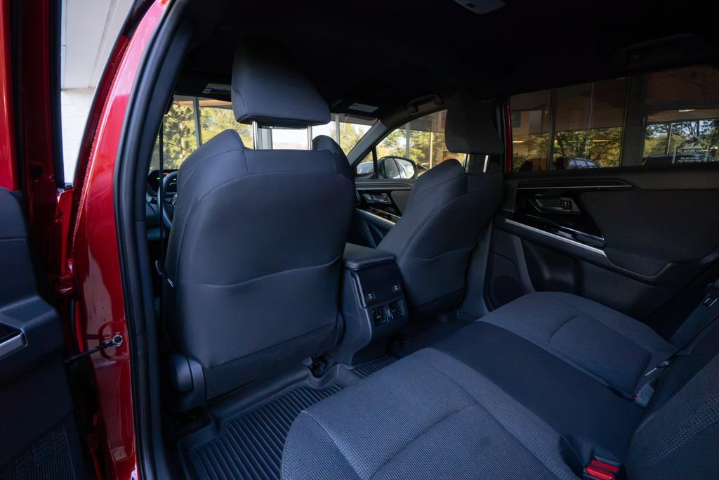 Certified 2024 Subaru Solterra AWD/4WD image 17