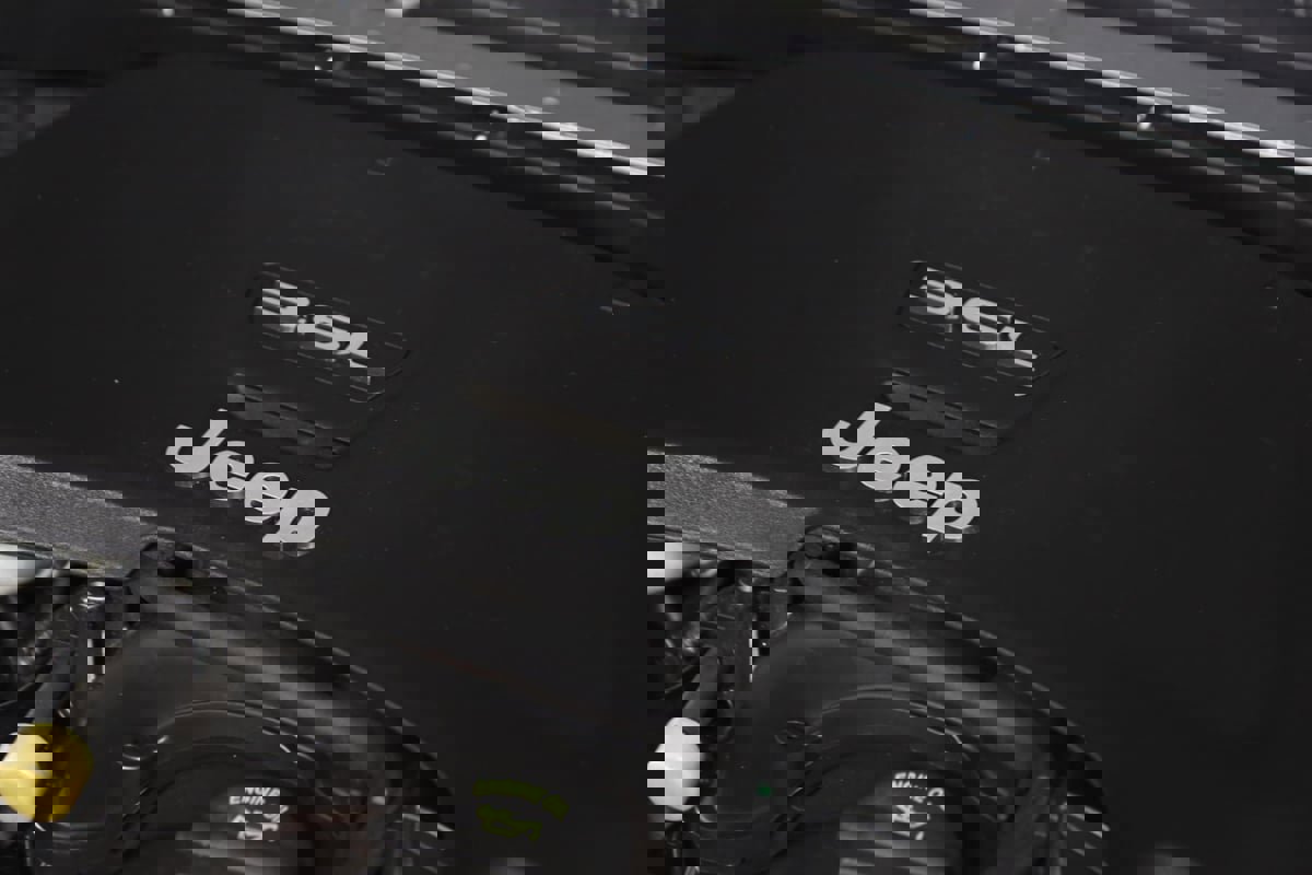 Used 2020 Jeep Gladiator Sport w/ Quick Order Package 24S image 21