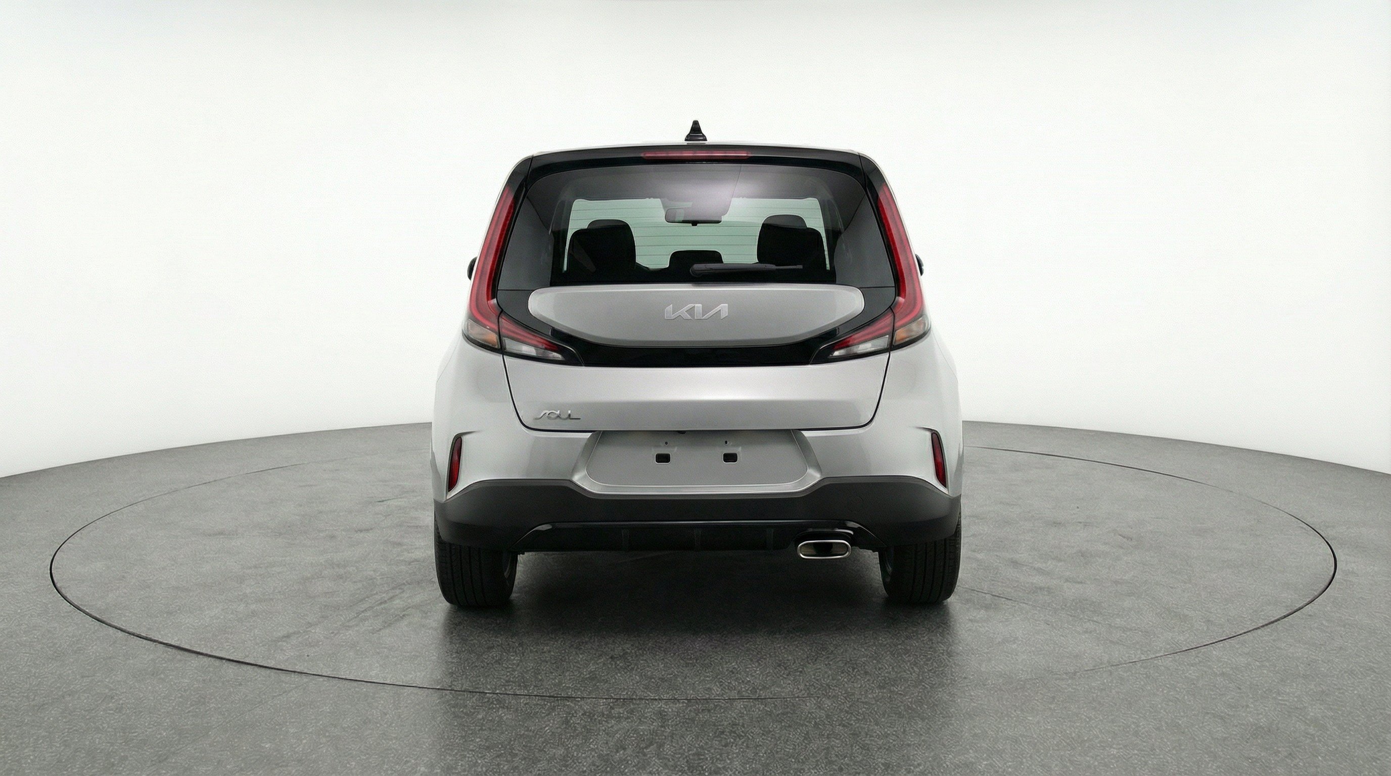 Used 2025 Kia Soul LX w/ LX Technology Package FWD image 7