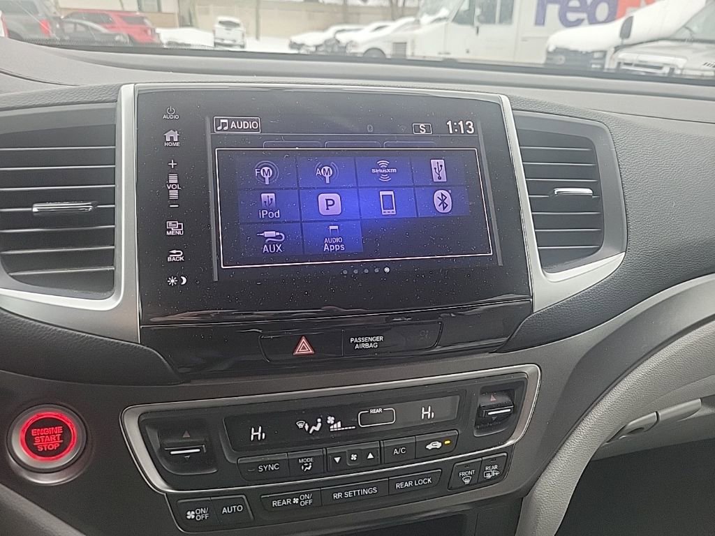 Used 2018 Honda Pilot EX image 9
