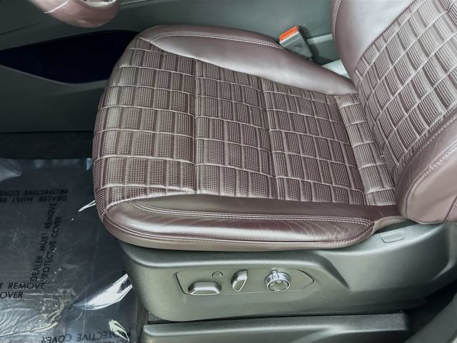 Used 2023 Cadillac Escalade Sport Platinum AWD/4WD image 21