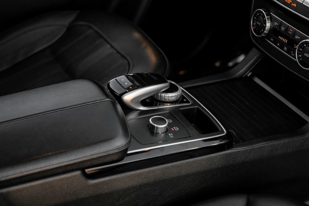 Used 2018 Mercedes-Benz GLE 350 image 24