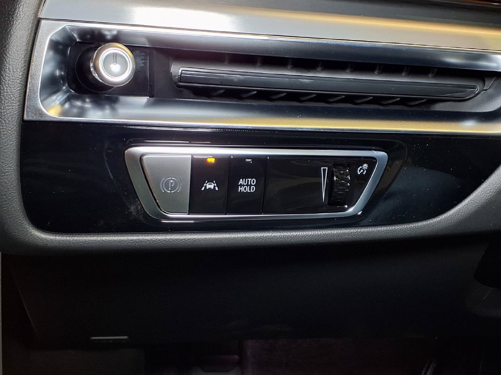 New 2027 Cadillac Lyriq Sport AWD/4WD image 17