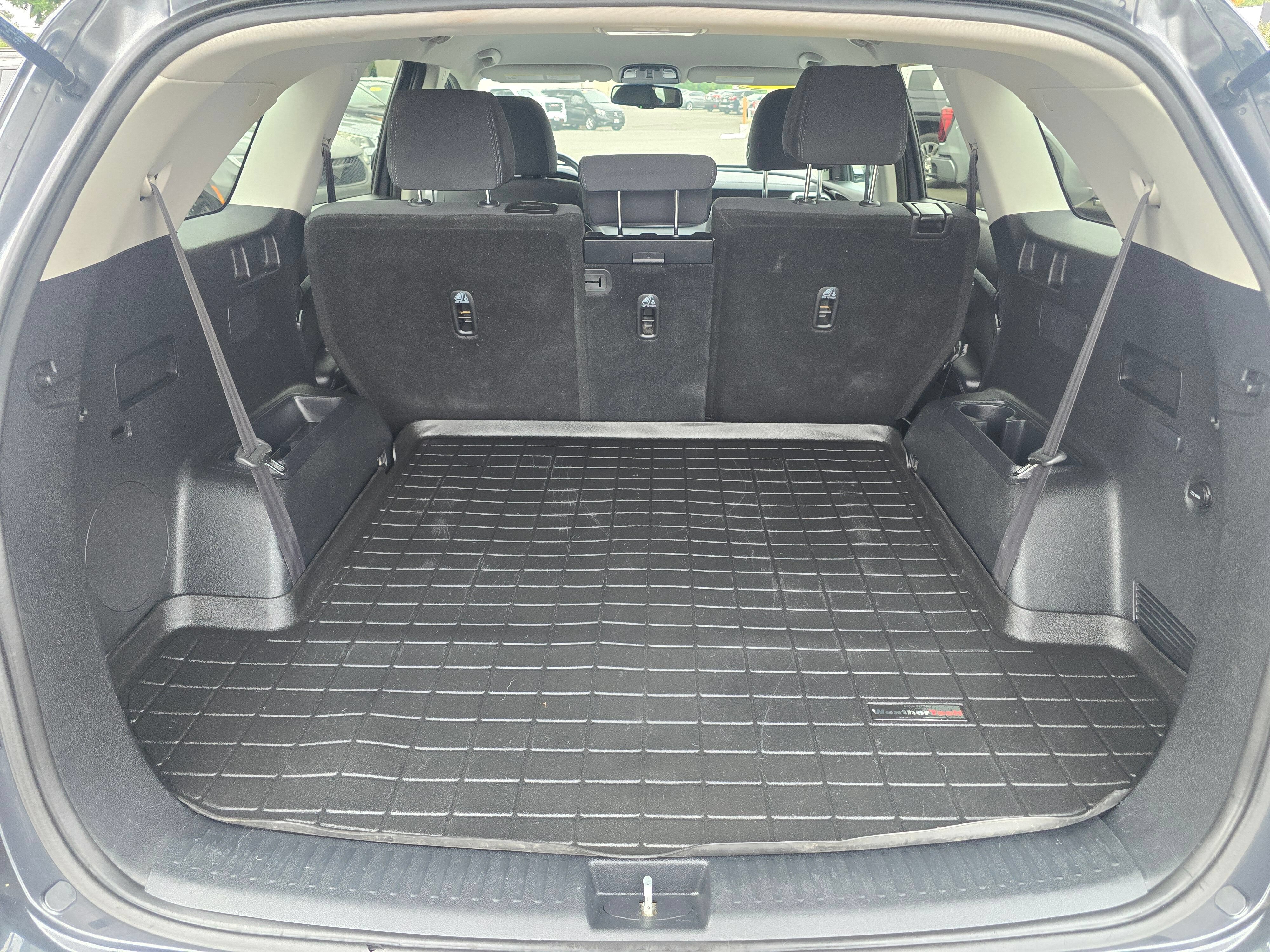 Used 2019 Kia Sorento AWD w/ LX Convenience Package image 14