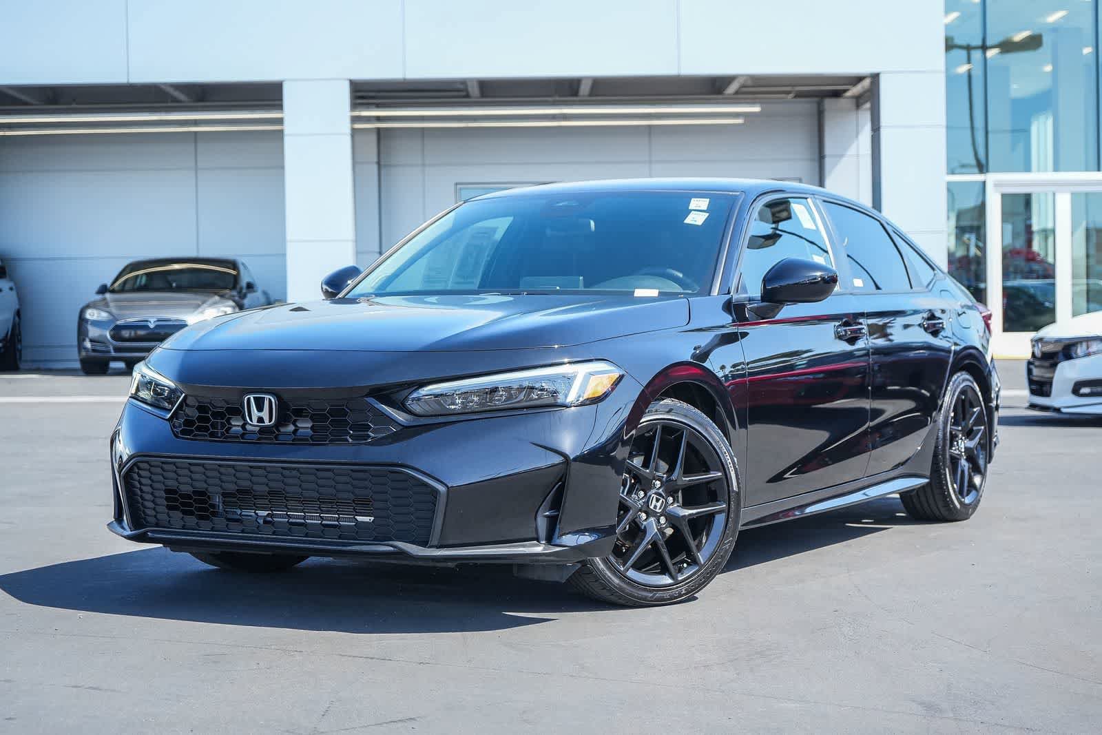 Used 2025 Honda Civic Sport image 1