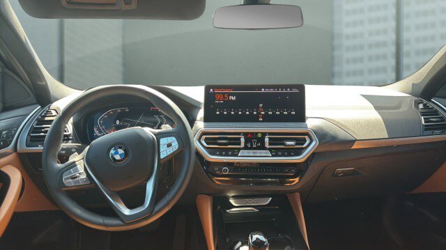 Used 2025 BMW X4 xDrive30i w/ Convenience Package AWD/4WD image 20