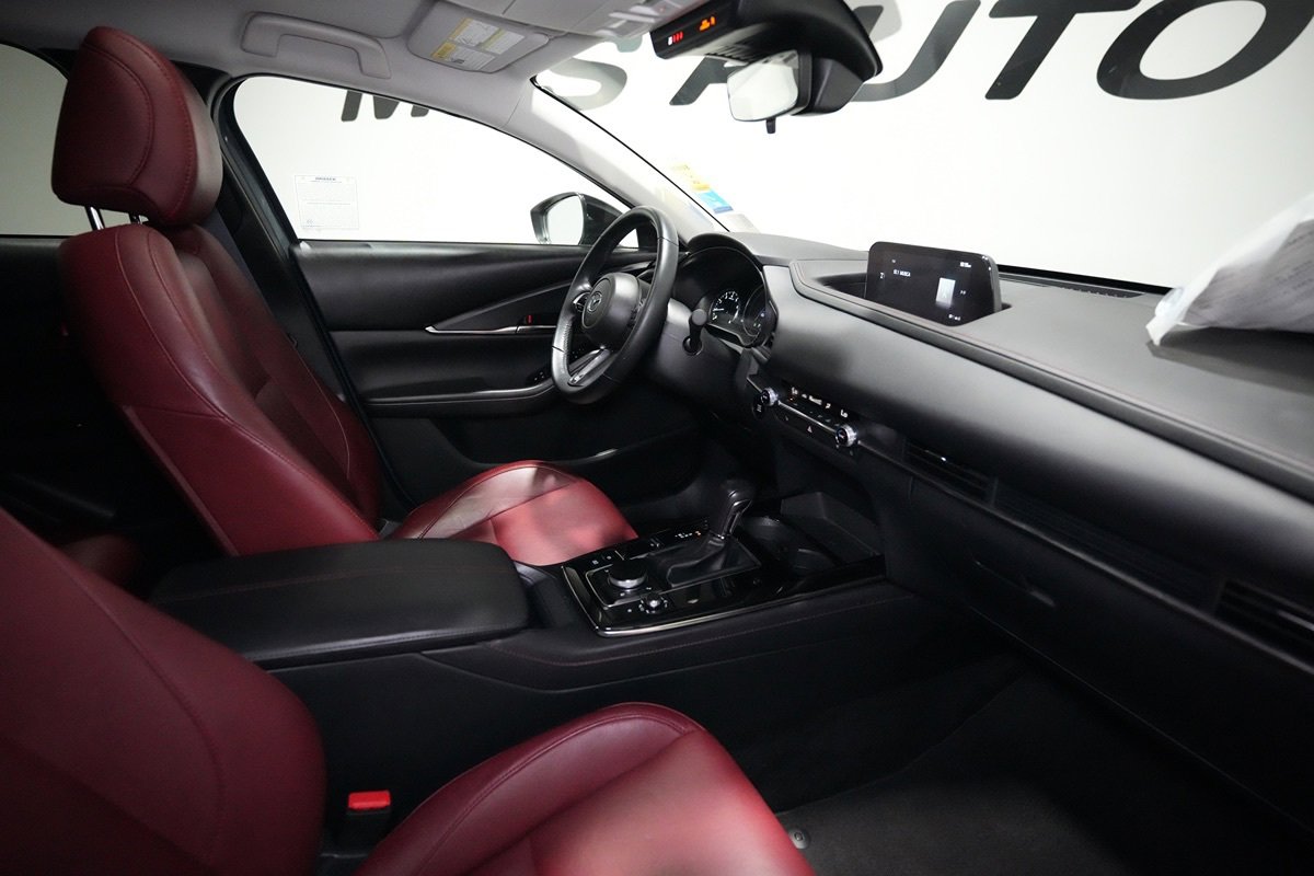 Used 2025 MAZDA CX-30 AWD 2.5 S w/ Preferred Package image 16