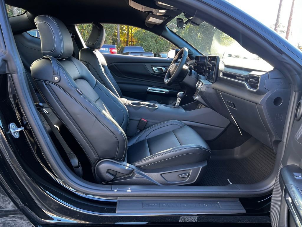 New 2026 Ford Mustang Premium image 15