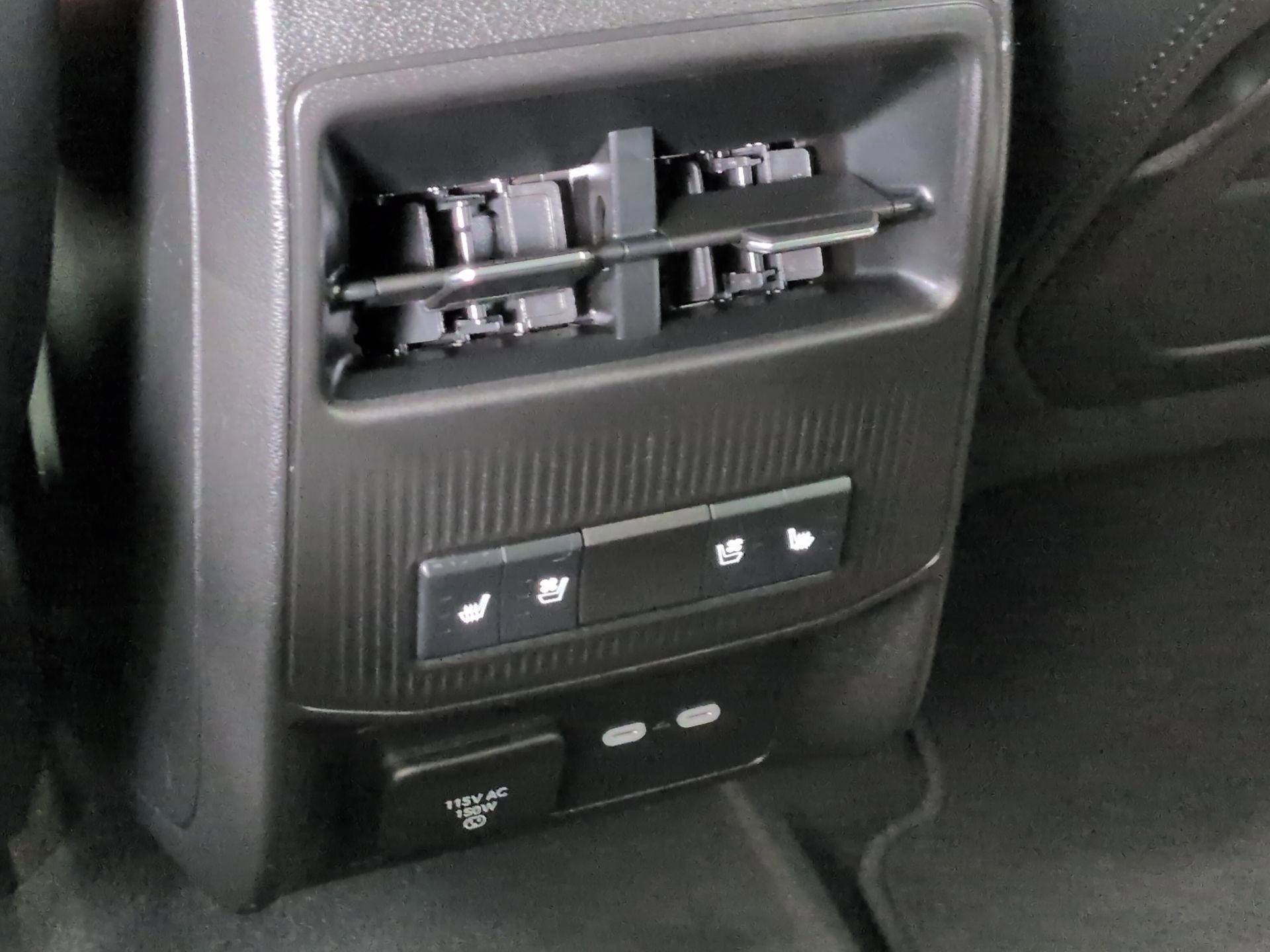 Used 2024 Jeep Wagoneer Launch Edition image 20