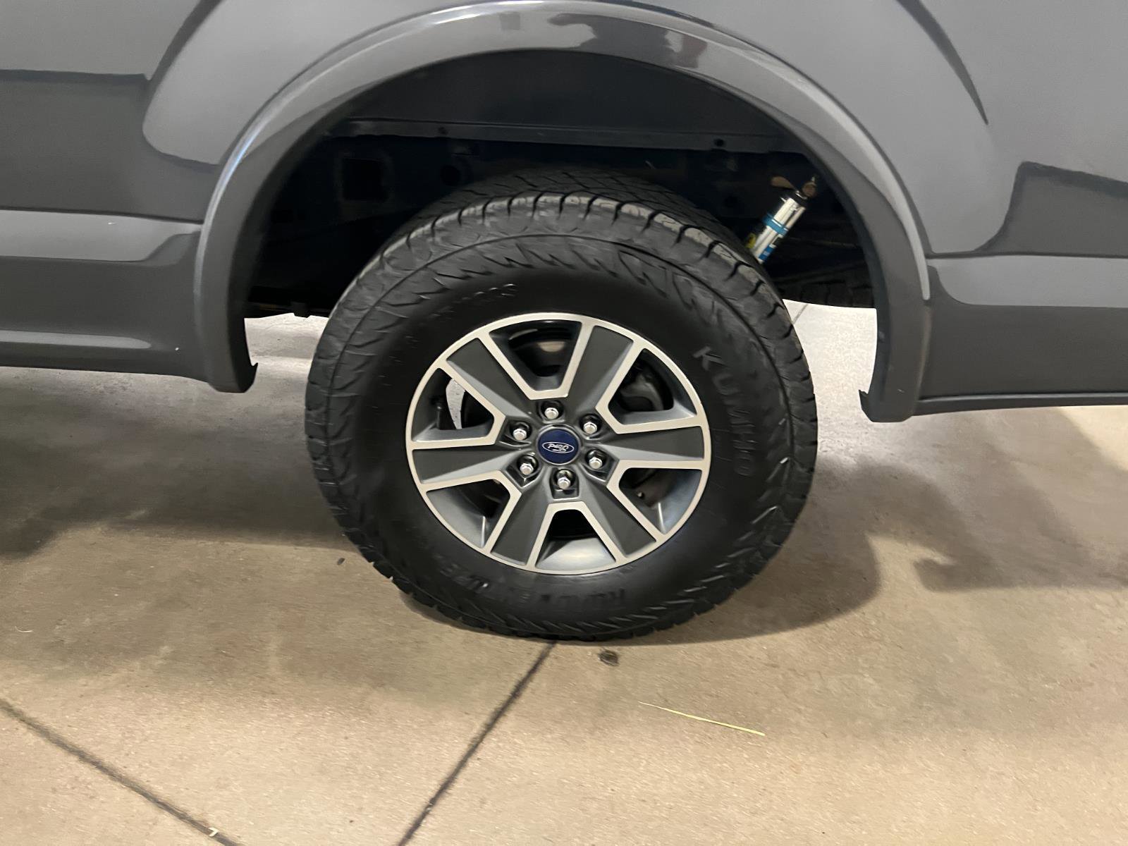 Used 2016 Ford F150 XLT w/ Equipment Group 302A Luxury AWD/4WD image 42