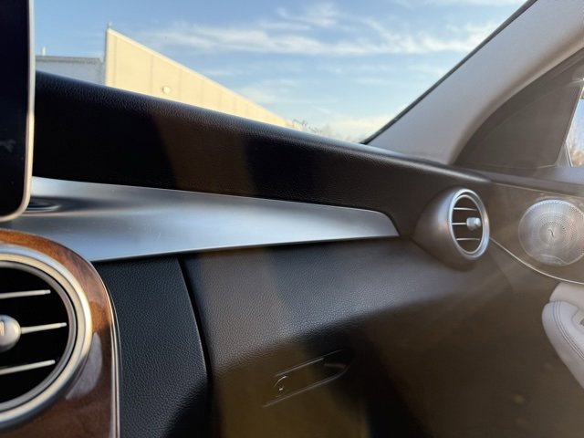 Used 2016 Mercedes-Benz C 300 Sedan w/ Multimedia Package image 27