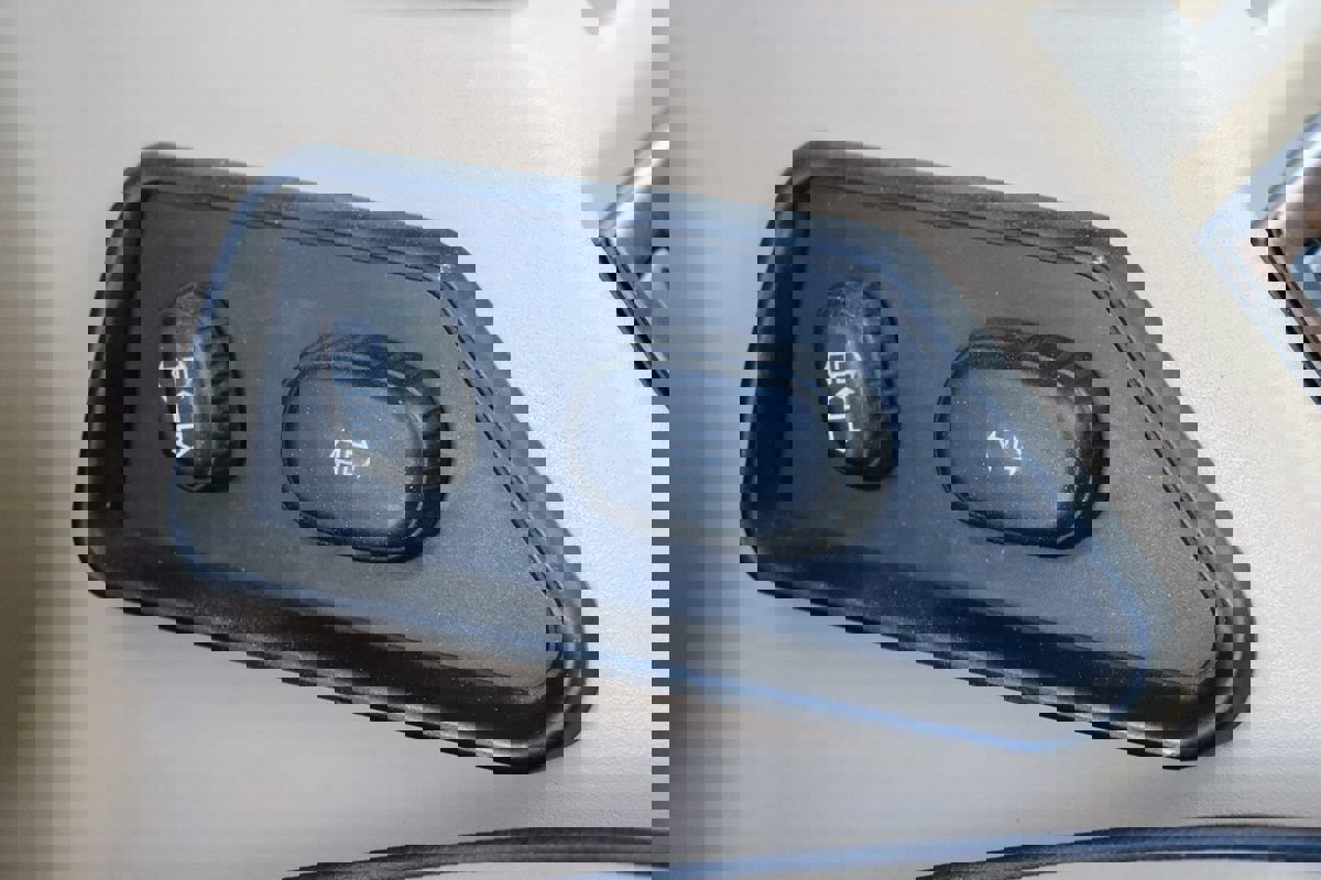 Used 2004 Land Rover Discovery SE image 38