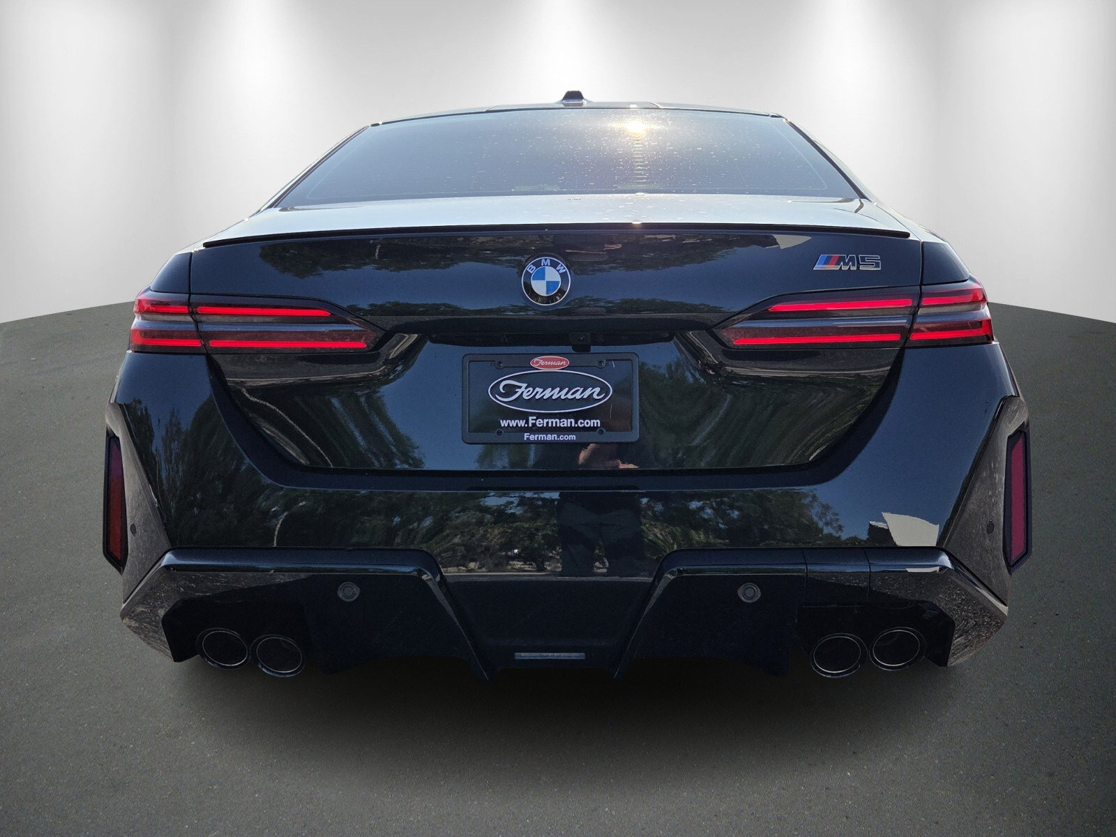 New 2026 BMW M5 w/ Executive Package AWD/4WD image 6