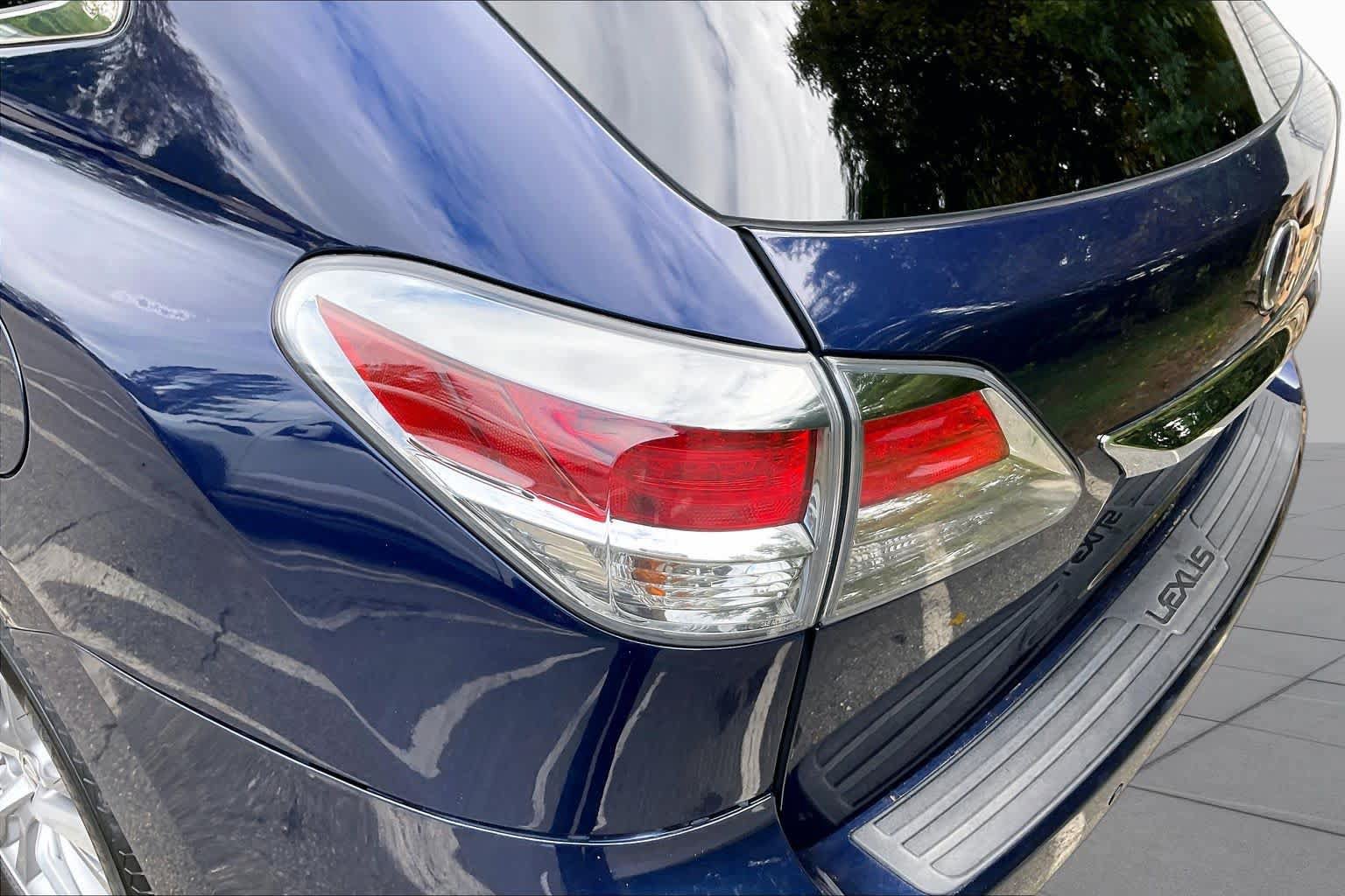 Used 2015 Lexus RX 450h AWD image 27
