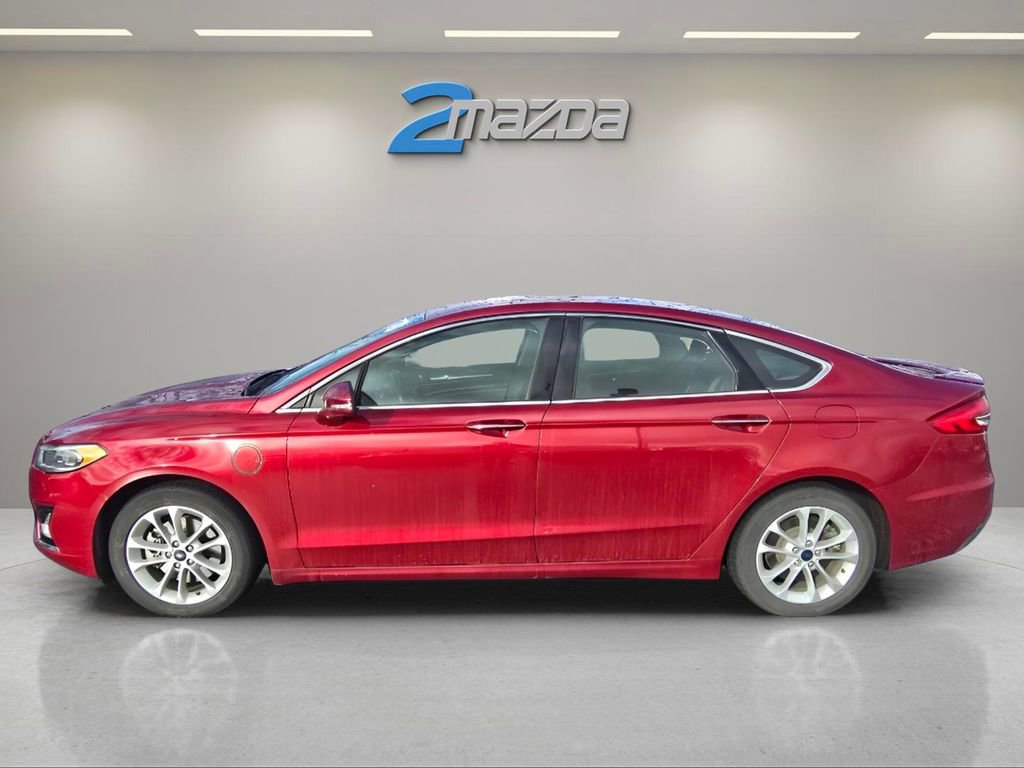 Used 2019 Ford Fusion Energi Titanium image 2