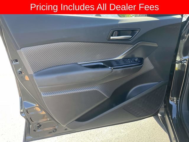 Used 2022 Toyota C-HR Limited FWD image 19