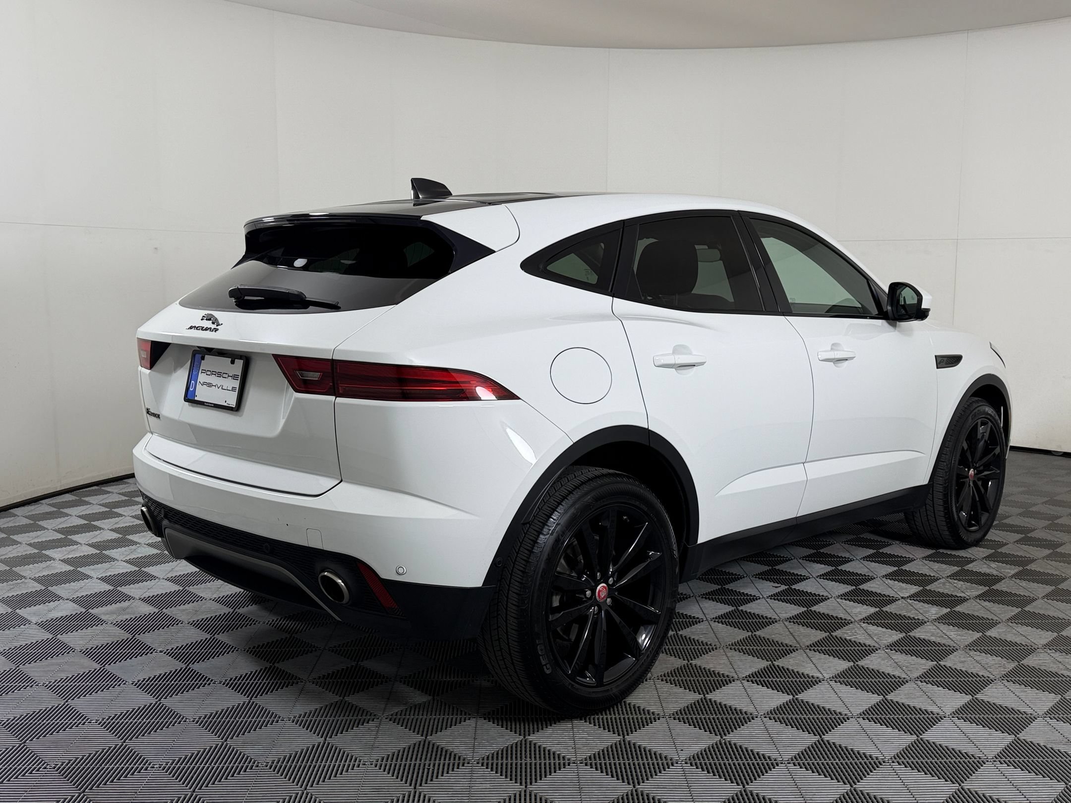 Used 2021 Jaguar E-PACE SE AWD/4WD image 10