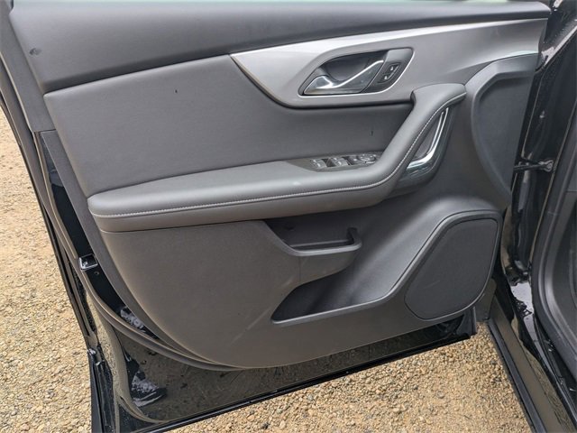 New 2025 Chevrolet Blazer LT image 8