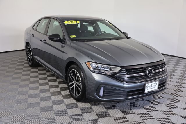 Used 2024 Volkswagen Jetta Sport