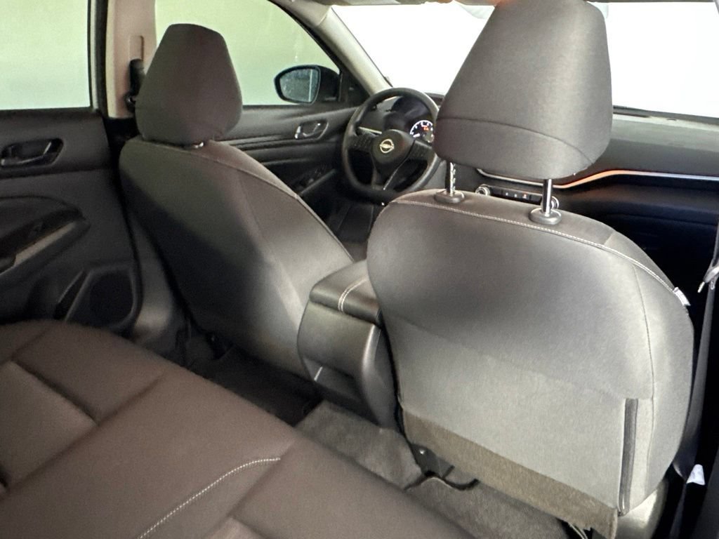 Used 2024 Nissan Altima 2.5 S FWD image 40