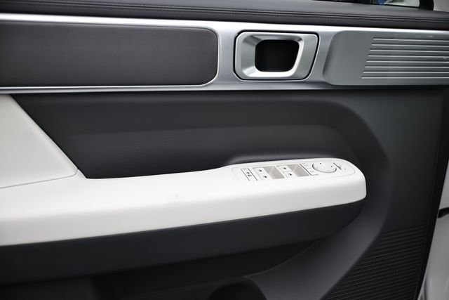 New 2026 Hyundai Santa Fe SE image 6