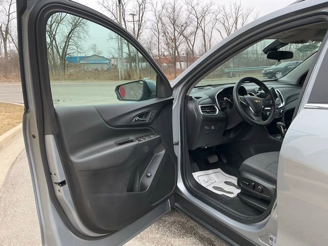 Used 2024 Chevrolet Equinox LT image 15