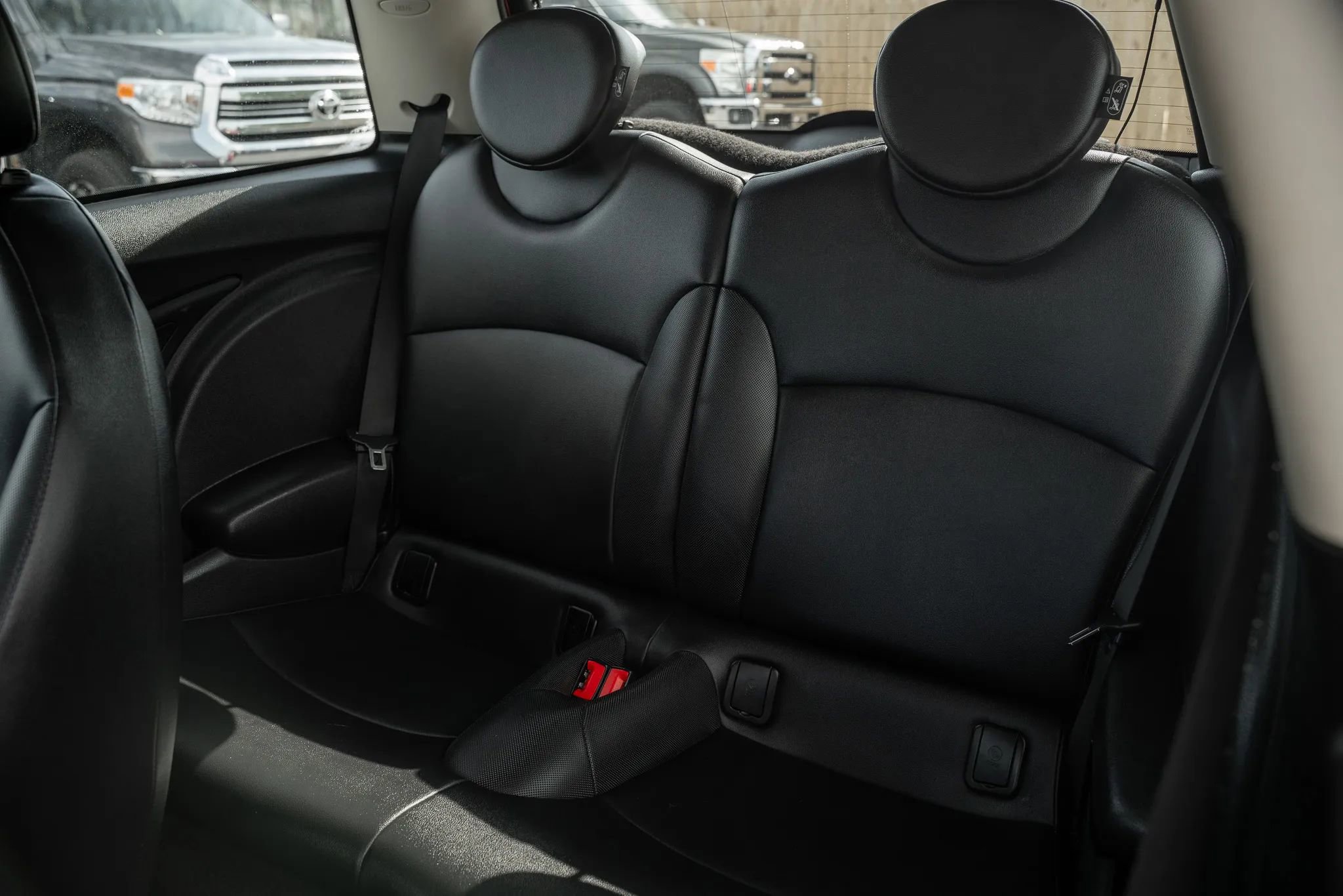 Used 2013 MINI Cooper Hardtop FWD image 8