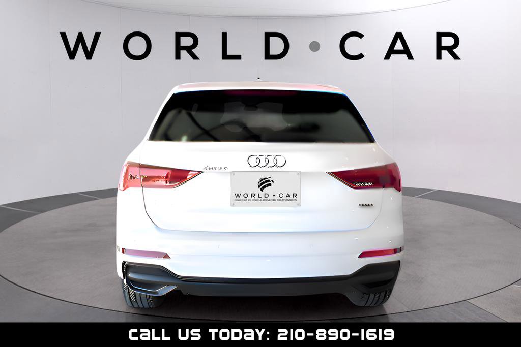 Used 2020 Audi Q3 2.0T Premium w/ Convenience Package AWD/4WD image 6