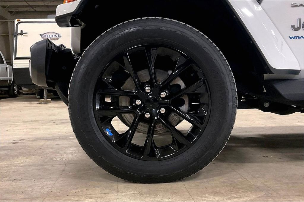 Used 2023 Jeep Wrangler Unlimited Sahara w/ Cold Weather Group image 9