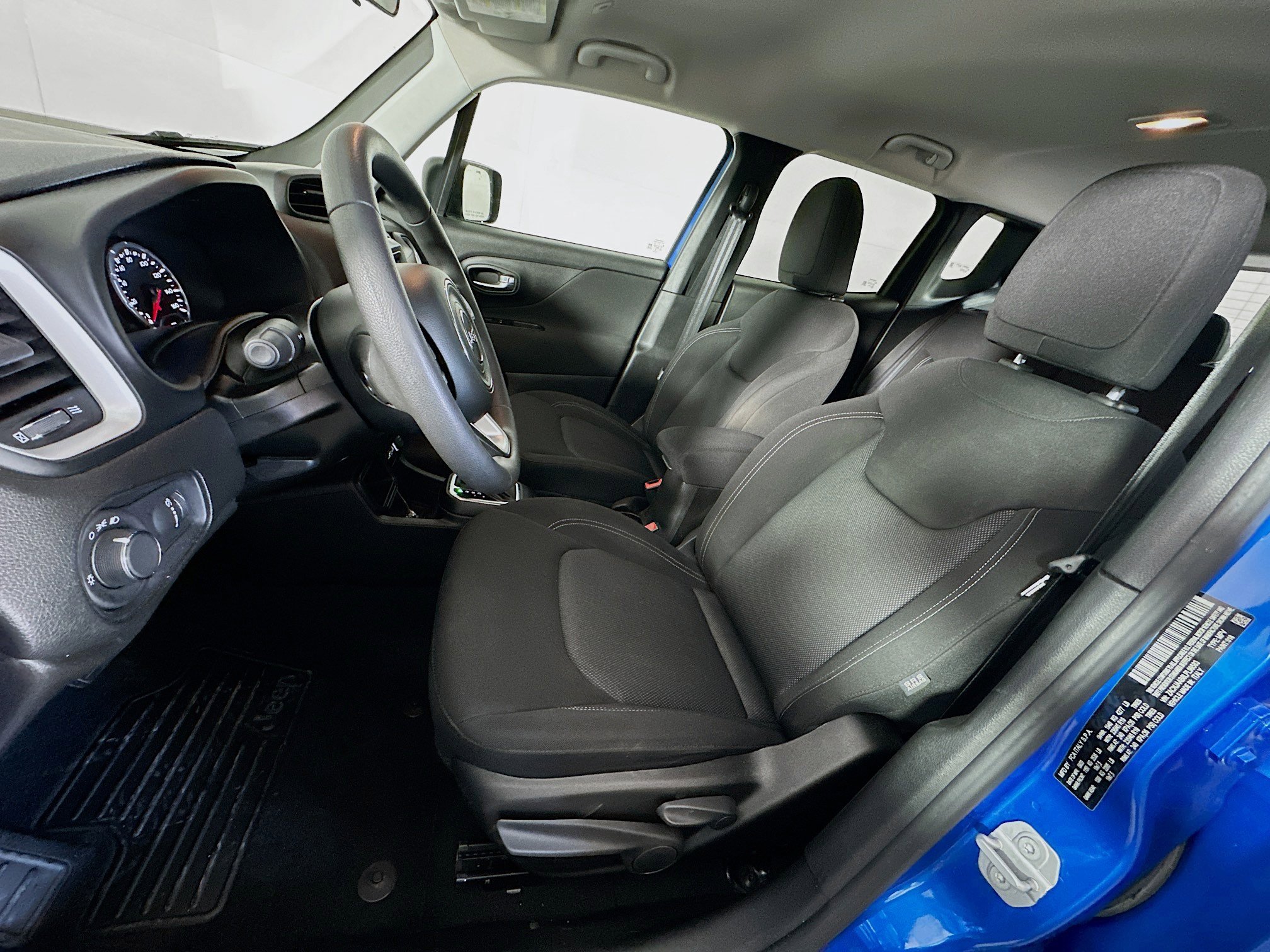 Used 2020 Jeep Renegade Sport image 13