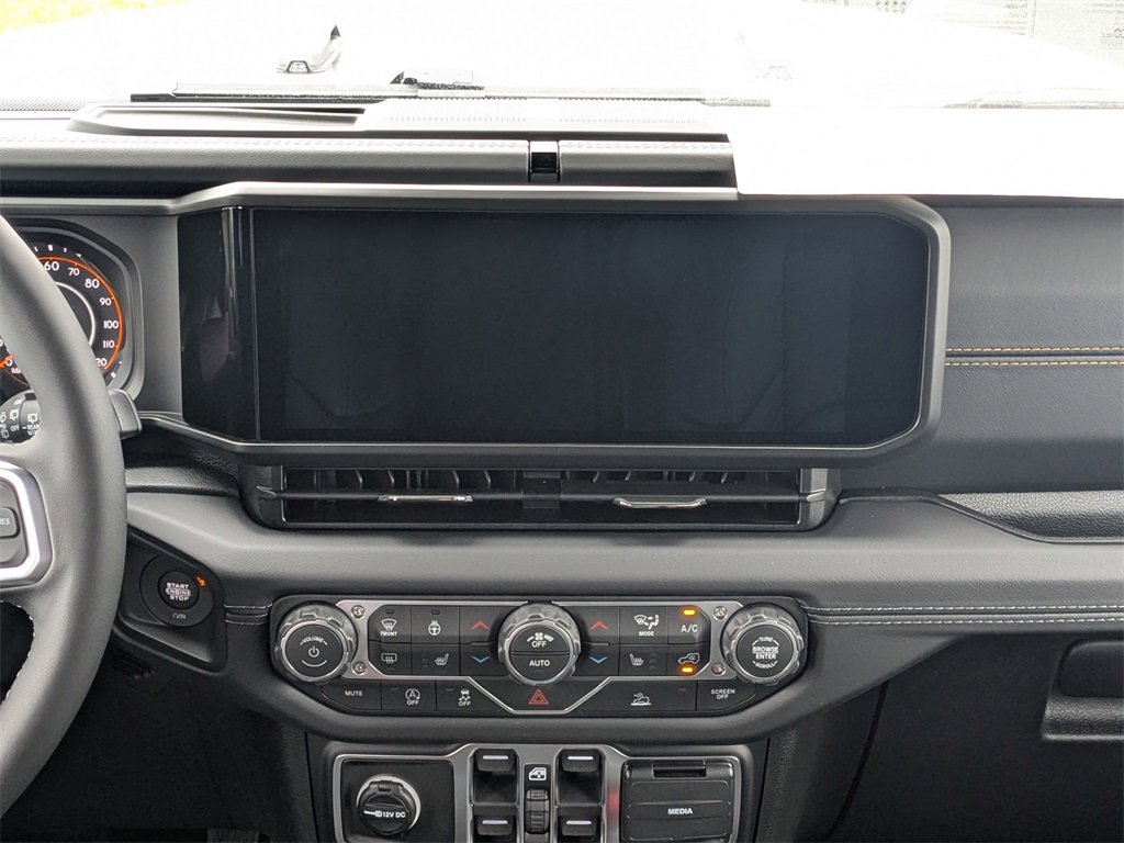 New 2026 Jeep Wrangler Sahara w/ Technology Group image 18