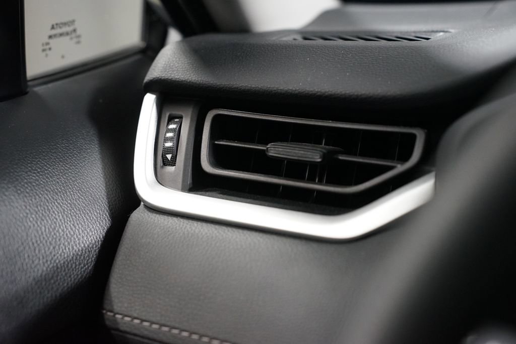 Certified 2025 Toyota RAV4 LE image 24