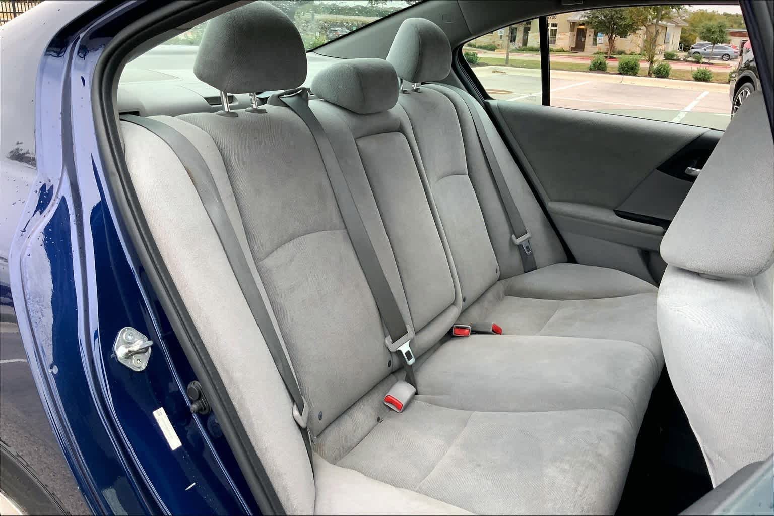 Used 2013 Honda Accord LX image 19