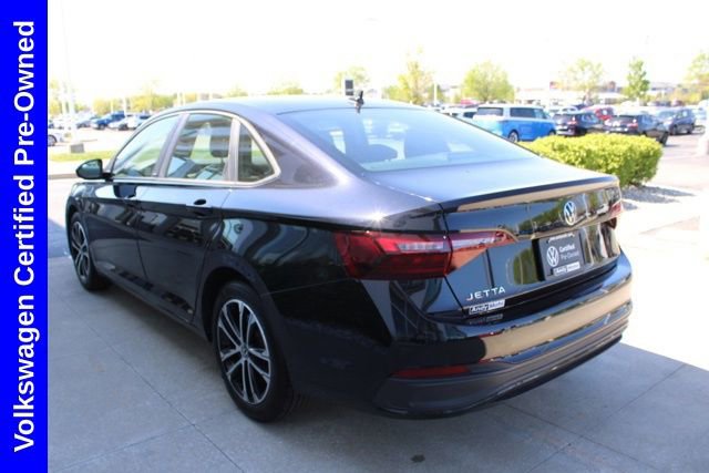 Used 2024 Volkswagen Jetta Sport FWD image 4