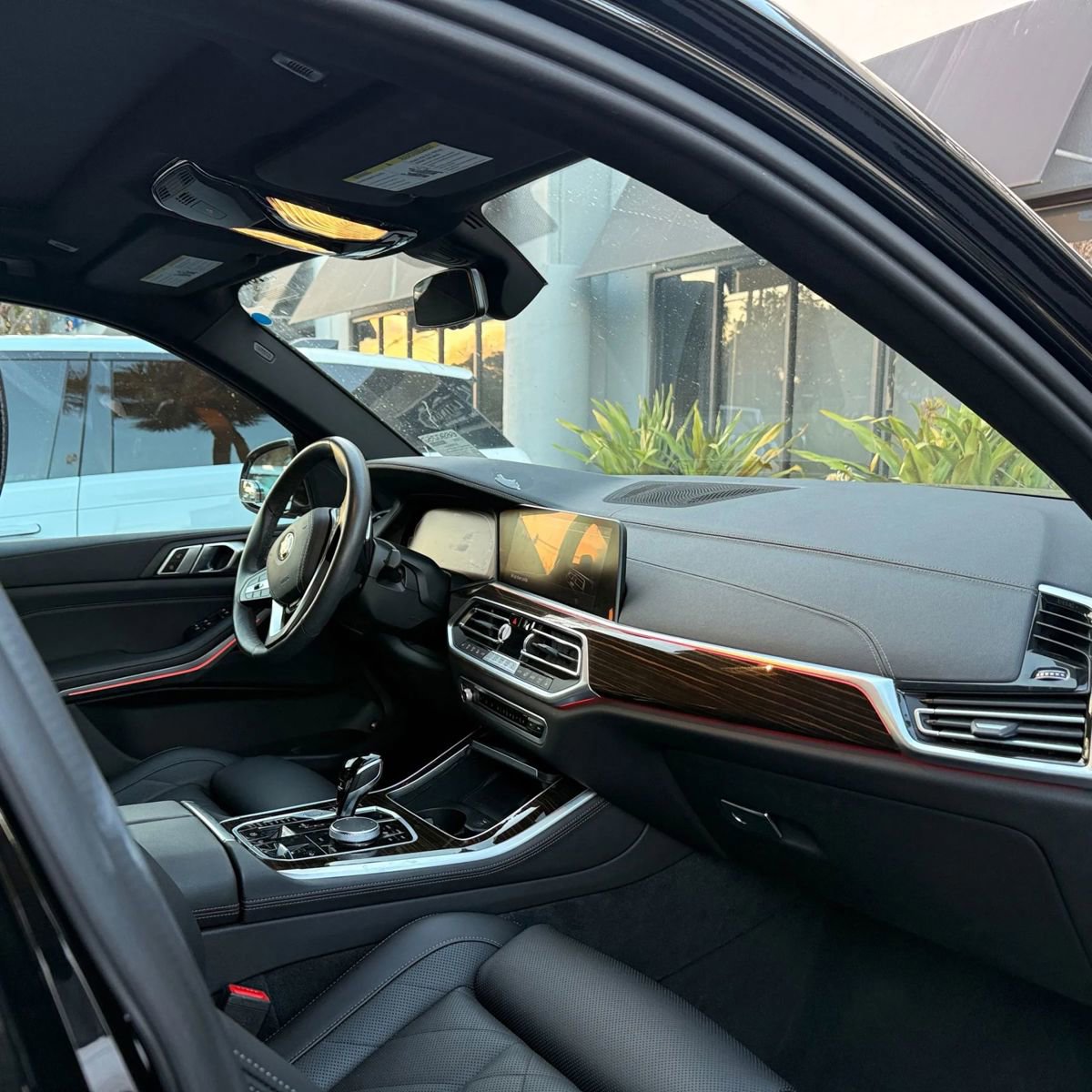 Used 2023 BMW X5 xDrive45e w/ Climate Comfort Package image 12