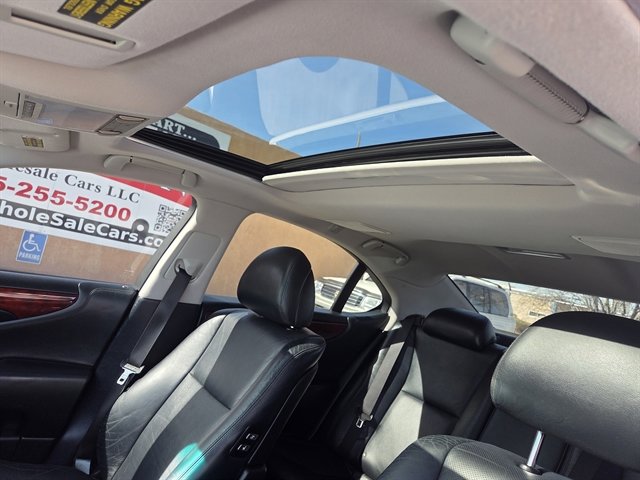 Used 2011 Lexus LS 460 AWD w/ Comfort Pkg image 9
