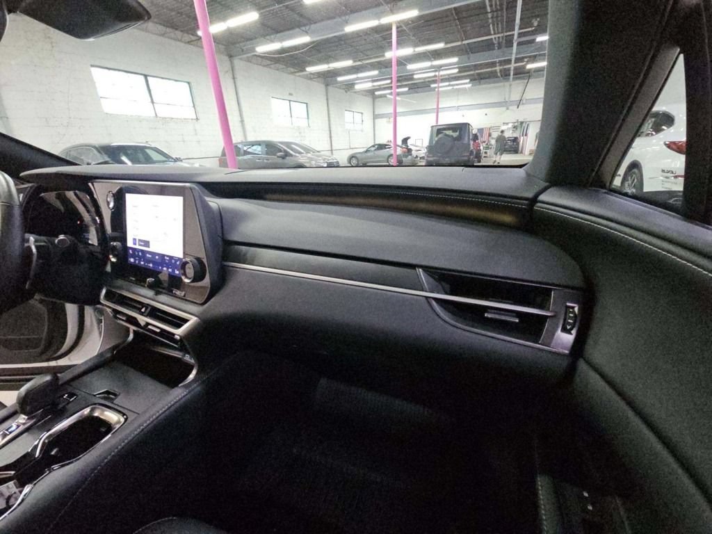 Used 2023 Lexus RX 350 Premium w/ Accessory Package AWD/4WD image 20