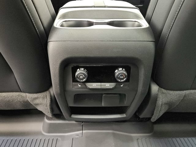 New 2026 Chevrolet Traverse RS w/ LPO, Floor Liner Package FWD image 45